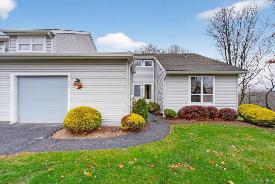 201 Woods Brooke Drive, Mahopac, NY 10541 - Image #3