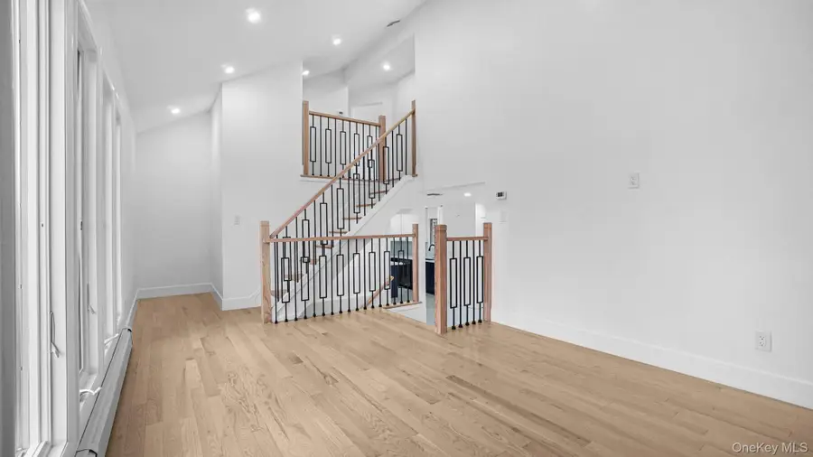 300 W 21st Street, Deer Park, NY 11729 - Image #2