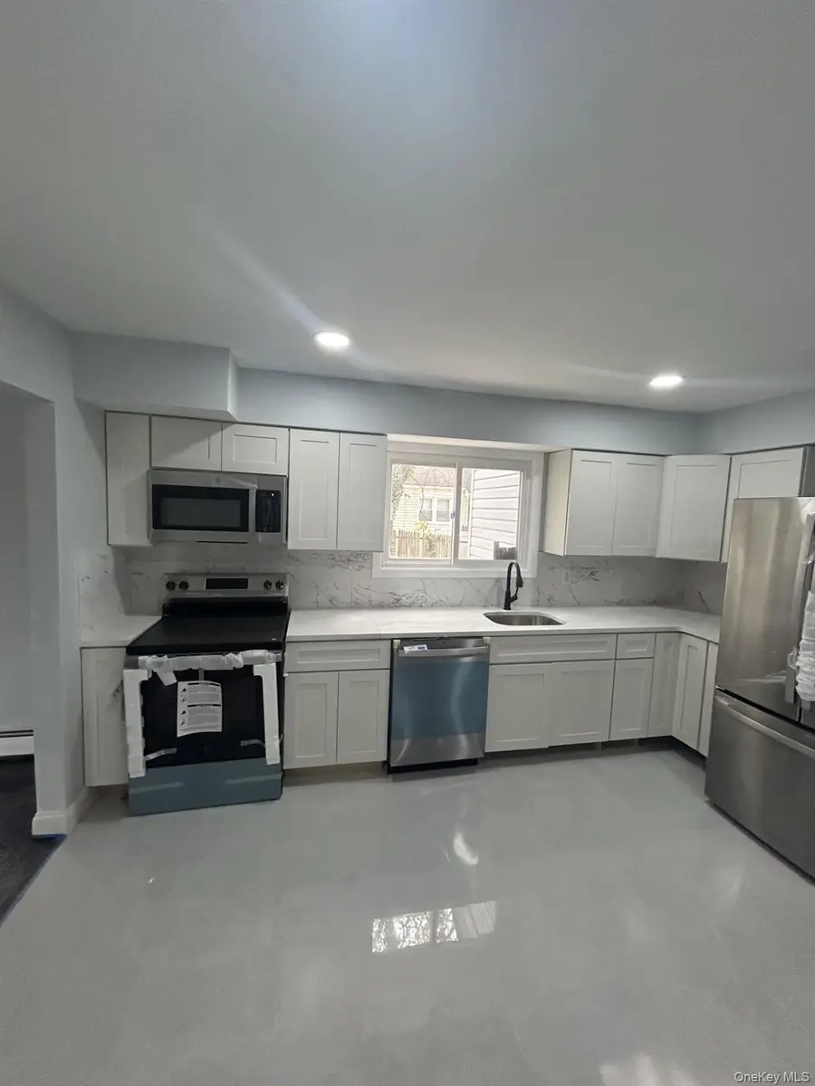 74 Jerusalem Avenue, Massapequa, NY 11758 - Image #3