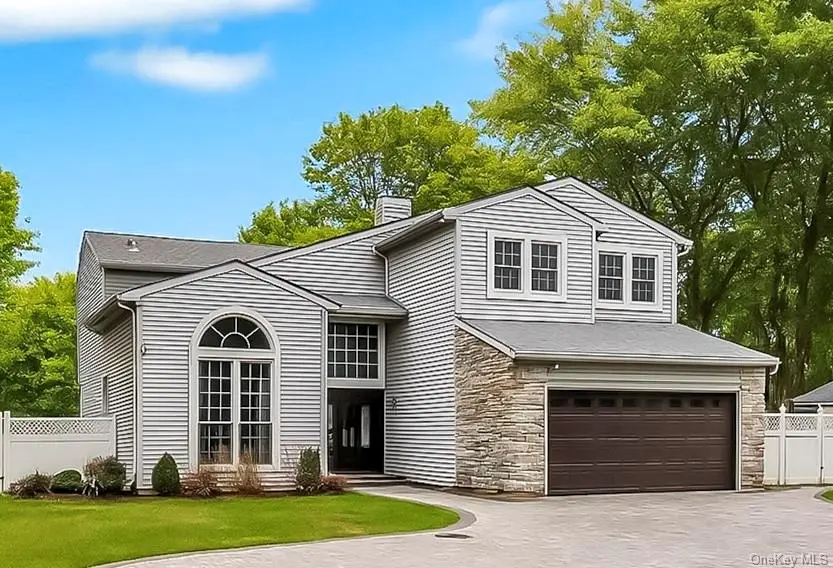 7 Sweet Briar Path, Lake Grove, NY 11755 - Image #1