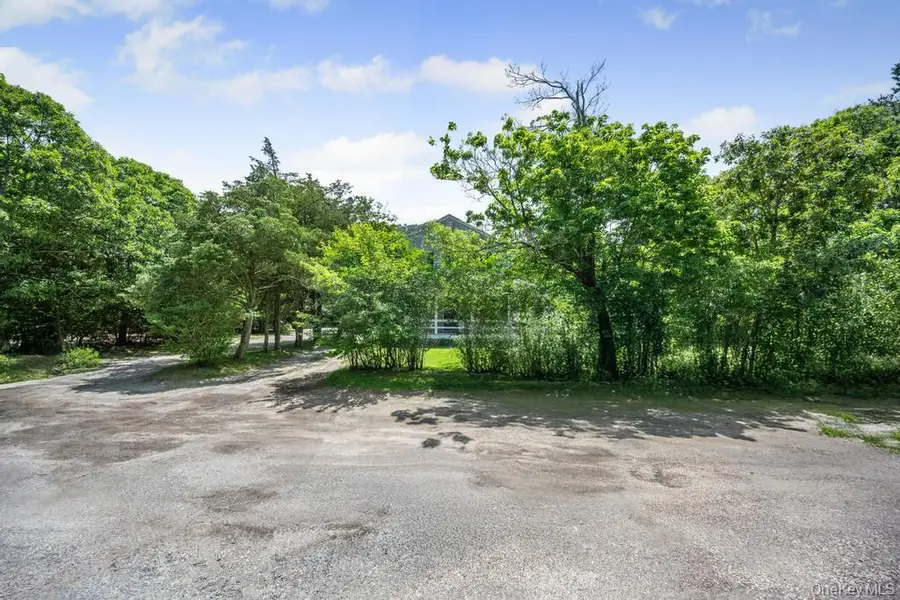 4 Cooks Lane, Westhampton, NY 11977 - Image #3