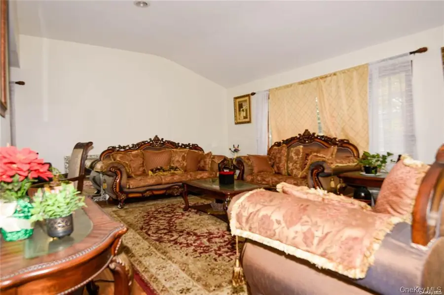 29 Andover Drive Andover Drive #29, Deer Park, NY 11729 - Image #3