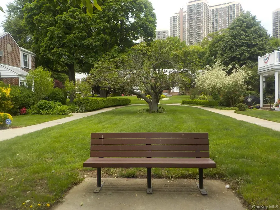 264-17 Langston Avenue #2nd fl, Glen Oaks, NY 11004 - Image #2