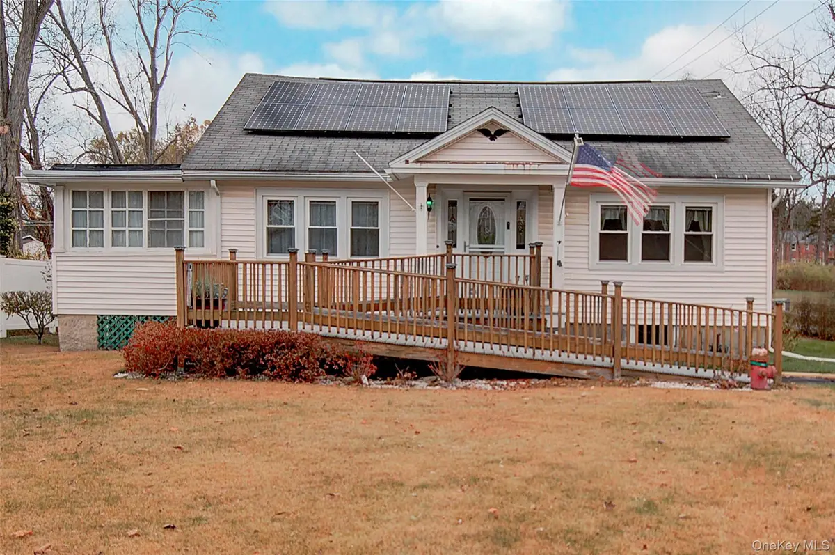 85 Overocker Road, Poughkeepsie, NY 12603 - Image #1