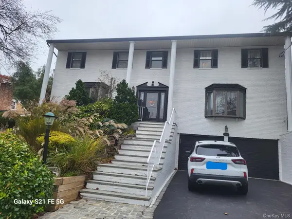 2 Coolidge Avenue #T, Glen Head, NY 11545