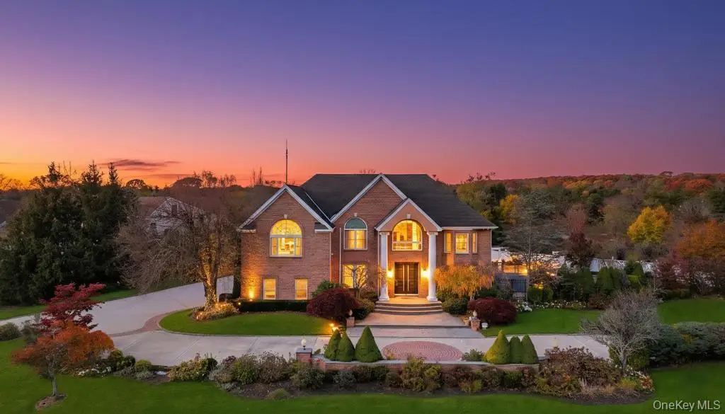 2 Old Bridge Court, Melville, NY 11747 - Image #1