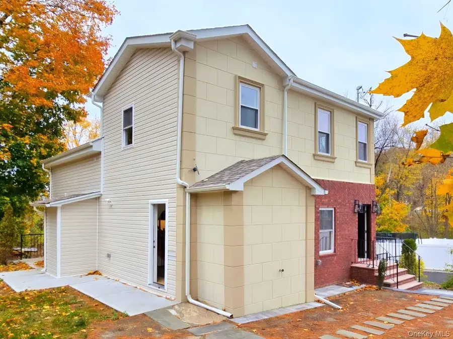 12 Shelly Avenue, Hartsdale, NY 10530 - Image #3