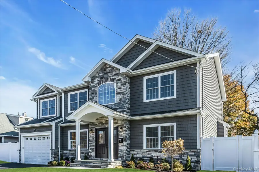 9 Briggs Street, Hicksville, NY 11801 - Image #3