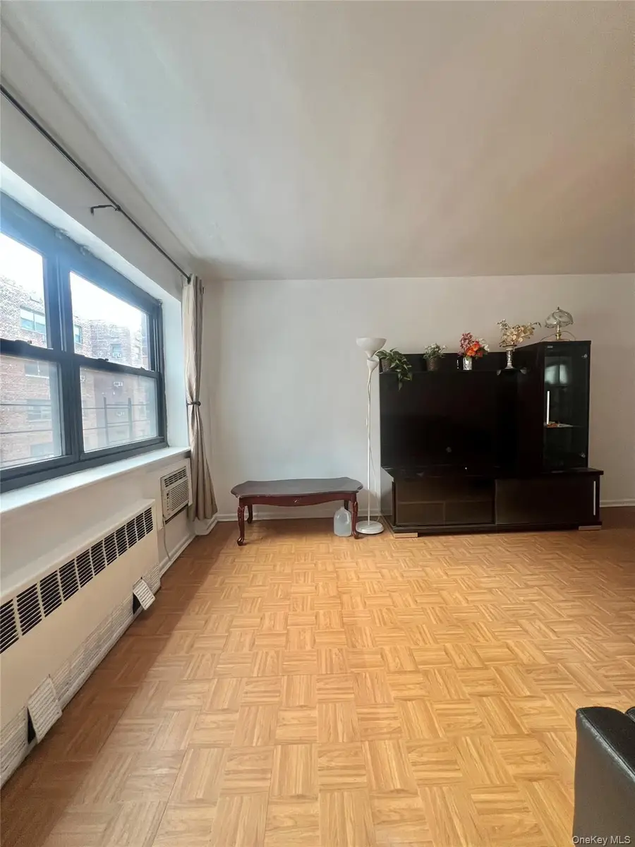 94-30 59 Avenue #4H, Elmhurst, NY 11373 - Image #3