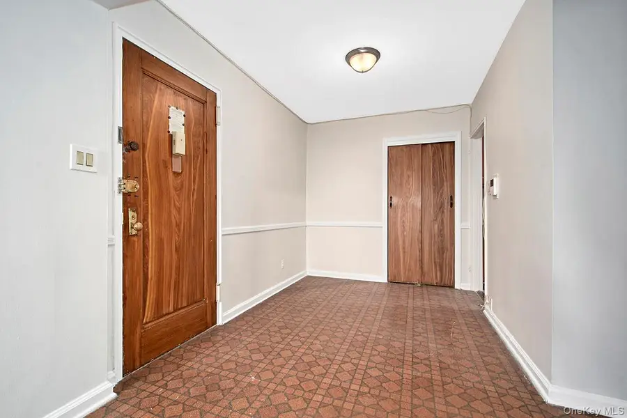 27-10 Parsons Boulevard #6H, Flushing, NY 11354 - Image #3