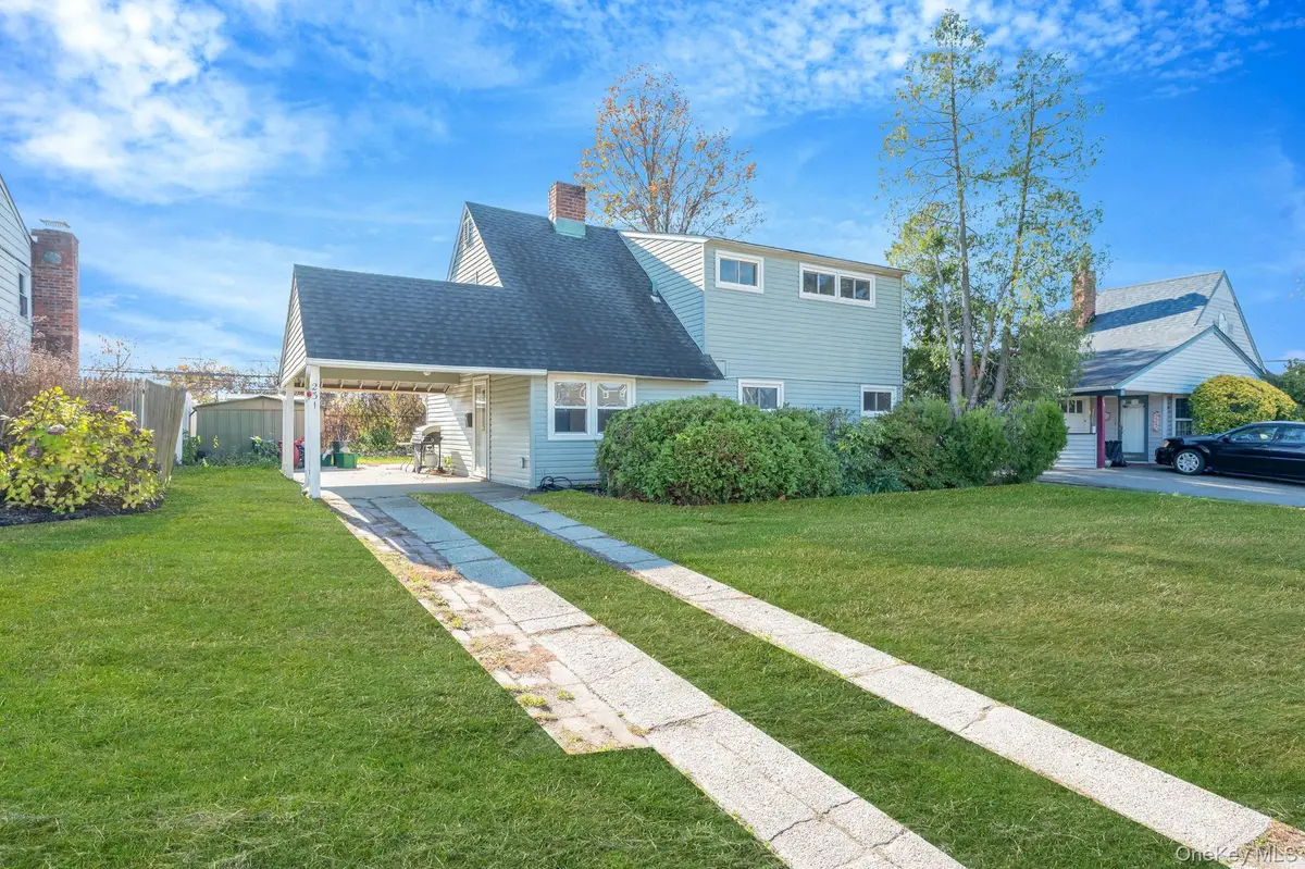 231 Blacksmith Road S, Levittown, NY 11756 - Image #1