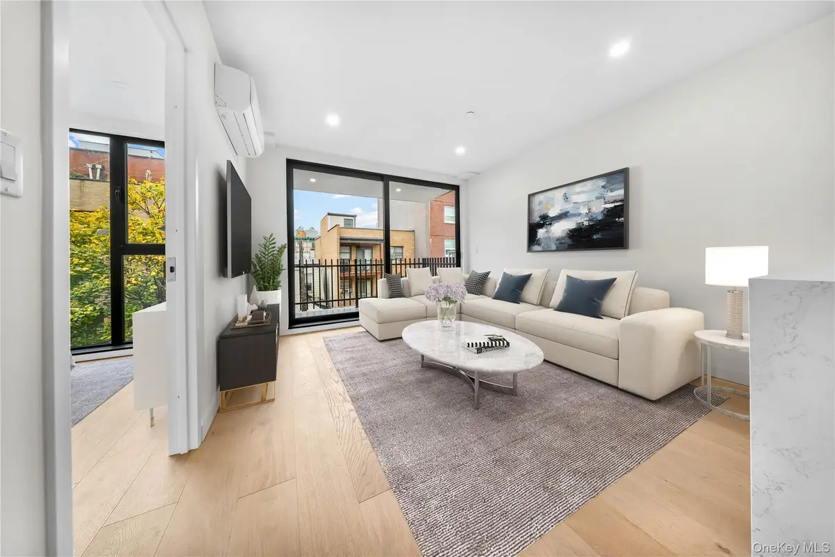 30-24 32nd Street #3B, Astoria, NY 11102 - Image #1