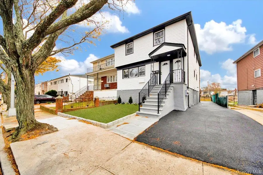 254-16 Craft Avenue, Rosedale, NY 11422 - Image #2