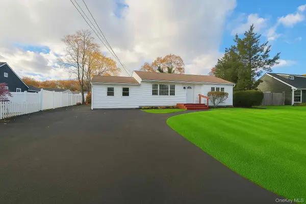 148 Claywood Drive, Brentwood, NY 11717