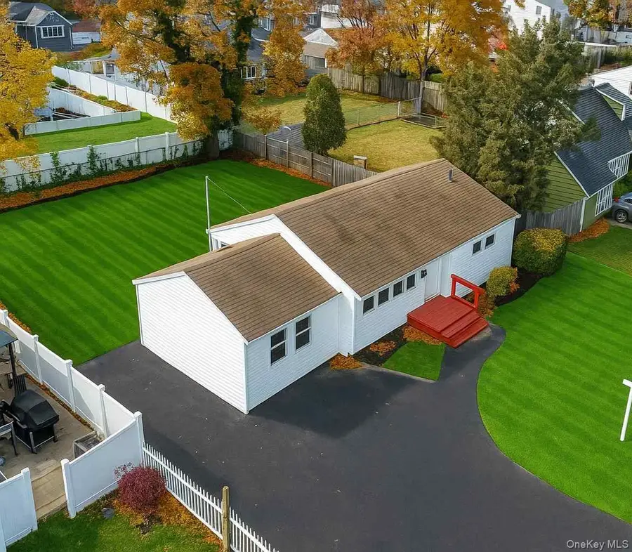 148 Claywood Drive, Brentwood, NY 11717 - Image #2