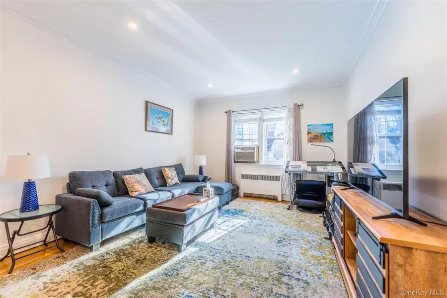 43 Floral Blvd #1C, Floral Park, NY 11001 - Image #3