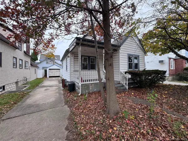 28 Cammerer Avenue, East Rockaway, NY 11518