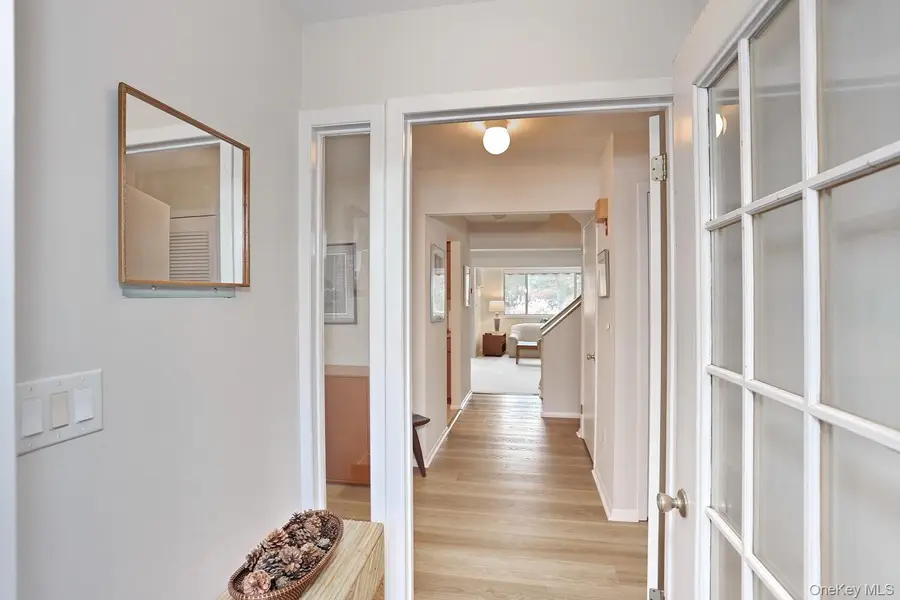 12 Hickory Hill Lane, Tappan, NY 10983 - Image #2