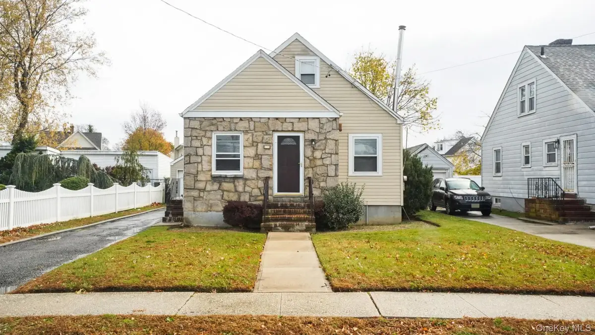 150 Pennsylvania Avenue, Roosevelt, NY 11575 - Image #1