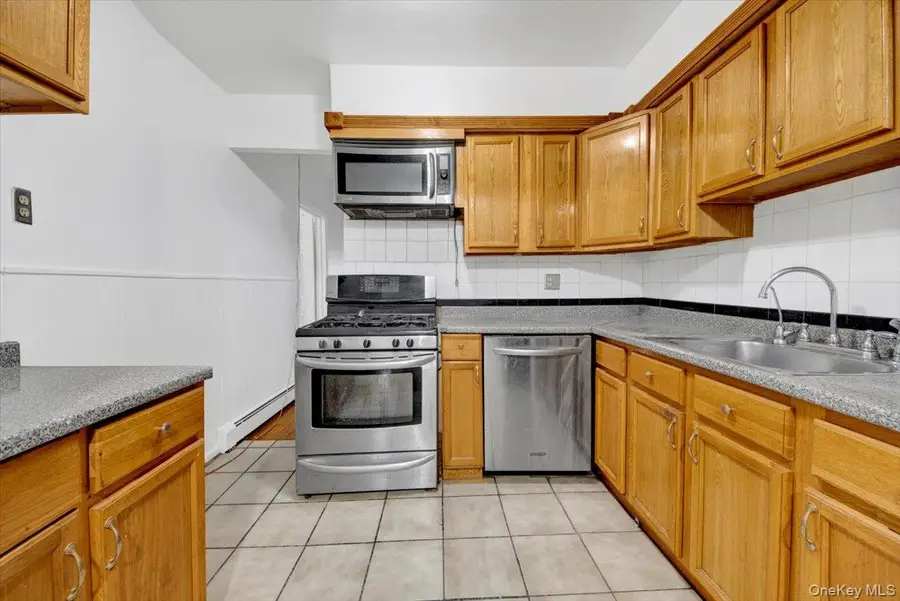 251 Buttrick Avenue, Bronx, NY 10465 - Image #3