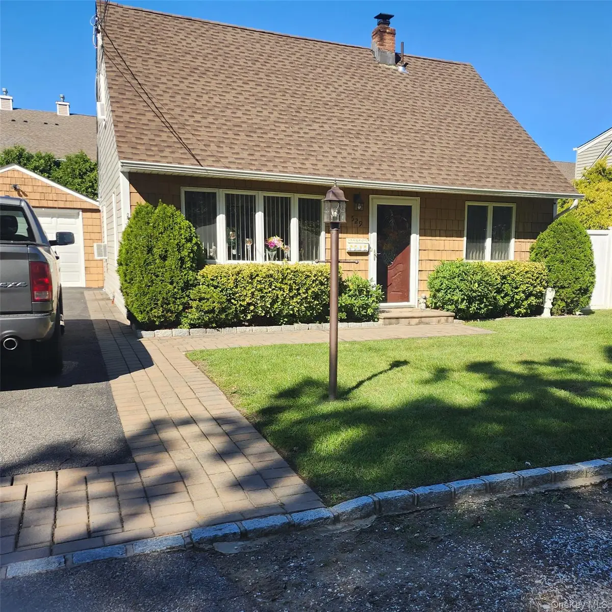 529 Lombard Street, North Babylon, NY 11703 - Image #1