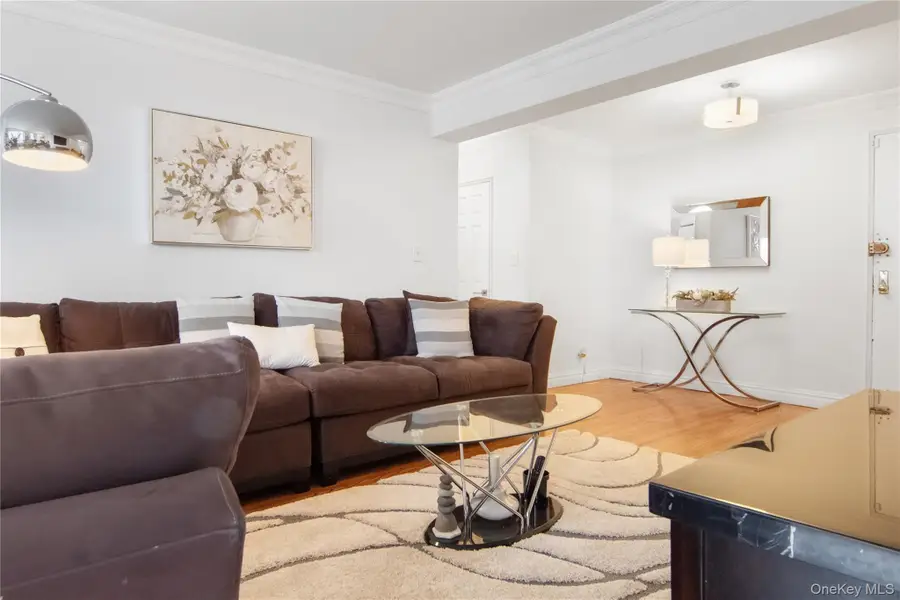 609 Kappock Street #8G, Bronx, NY 10463 - Image #3