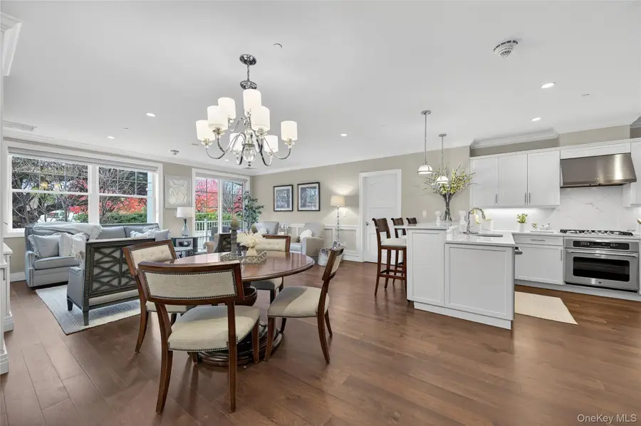 301 Franklin Avenue #114, Garden City, NY 11530 - Image #2