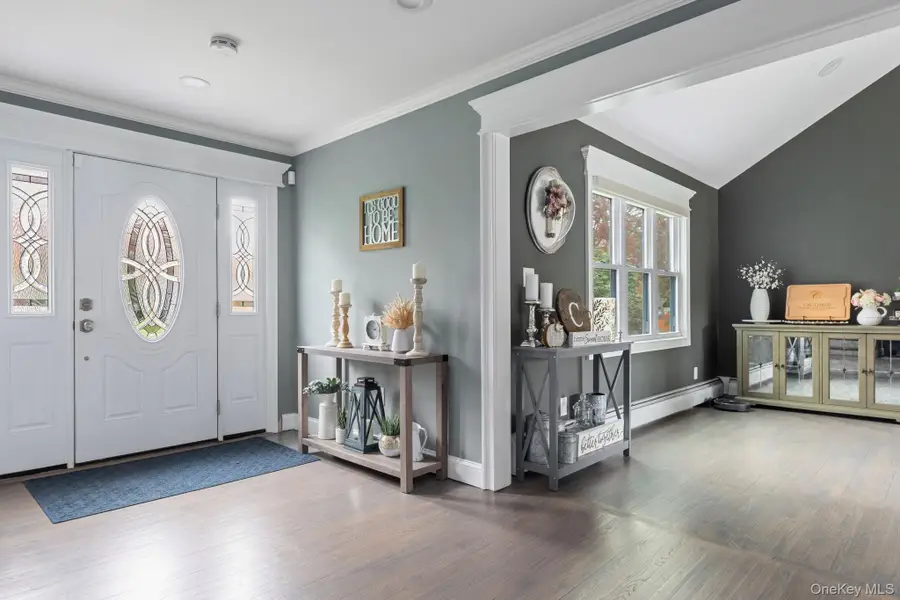 17 Diane Court, Nesconset, NY 11767 - Image #3