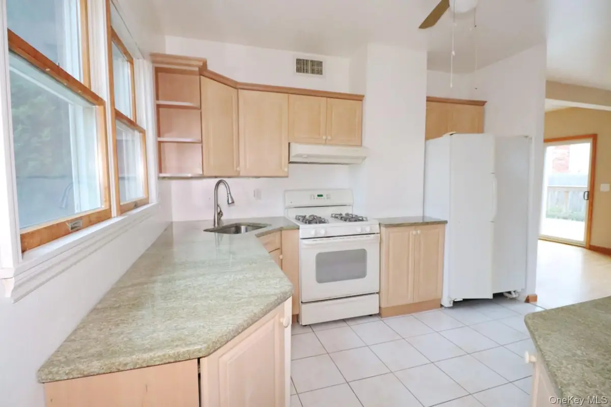 156 Oak Street, Amityville, NY 11701 - Image #1