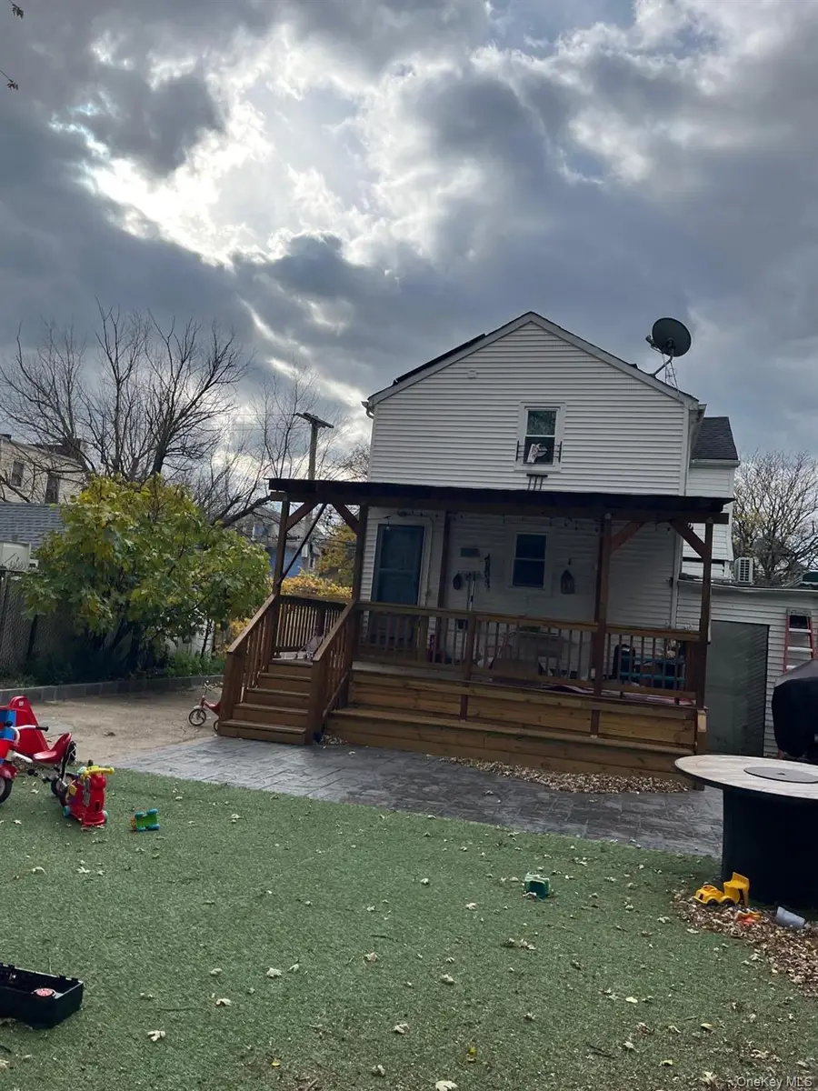 11047 166th Street, Jamaica, NY 11433 - Image #2