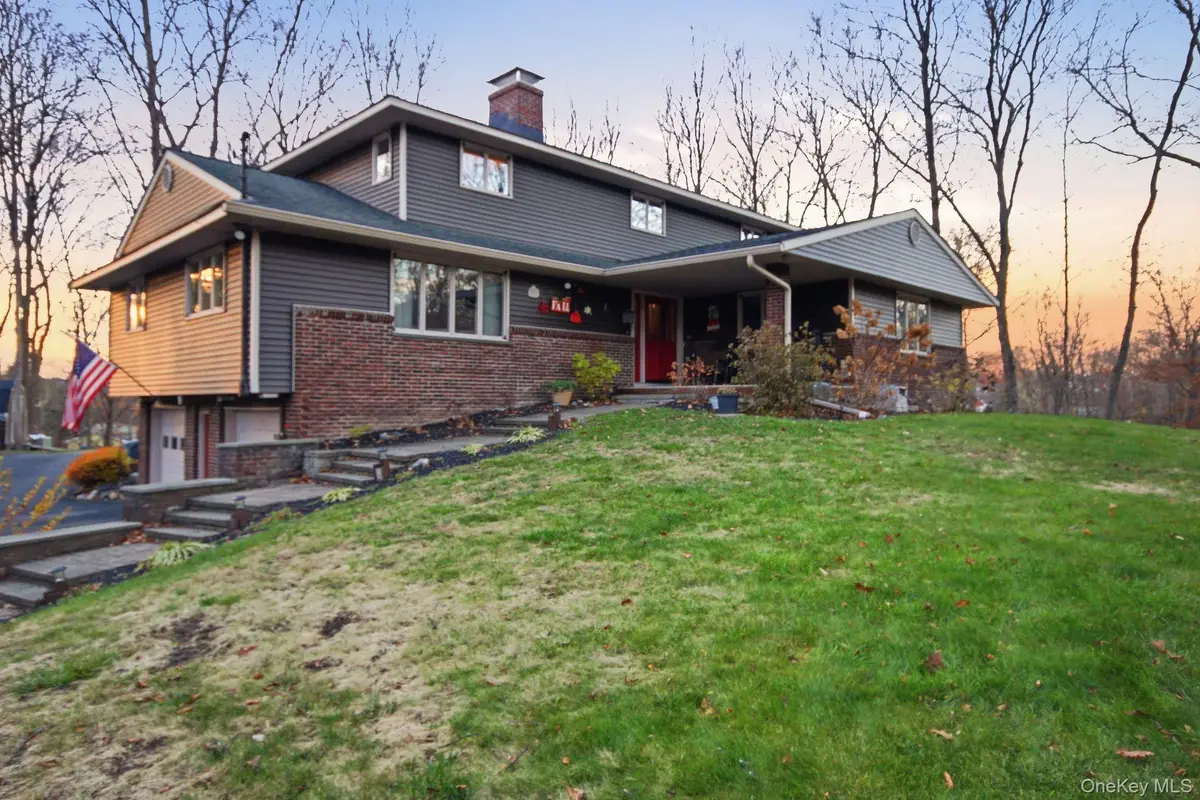 157 Roosevelt Road, Hyde Park, NY 12538 - Image #1