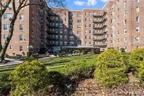 84-50 169th Street #418, Jamaica, NY 11432 - Image #1