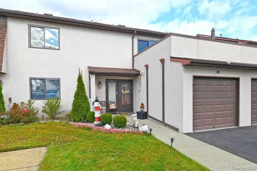 ONE Anchorage Way #1408, Freeport, NY 11520 - Image #3