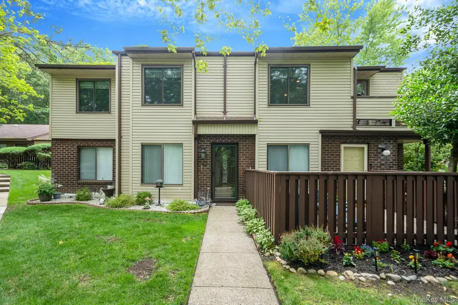 124 Birchwood Road #124, Coram, NY 11727 - Image #2