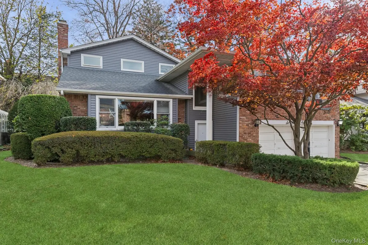 686 Tanwood Drive, West Hempstead, NY 11552 - Image #1