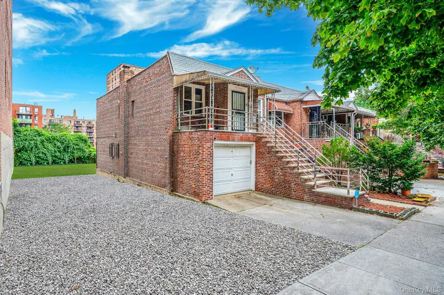 66-11 Burns Street, Rego Park, NY 11374 - Image #2