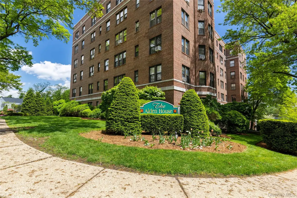 11 Alden Road #6L, Larchmont, NY 10538 - Image #1