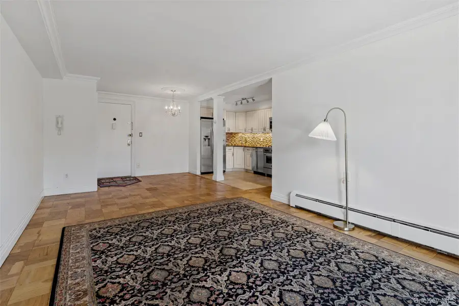 157 Hempstead Avenue #B20, Lynbrook, NY 11563 - Image #2