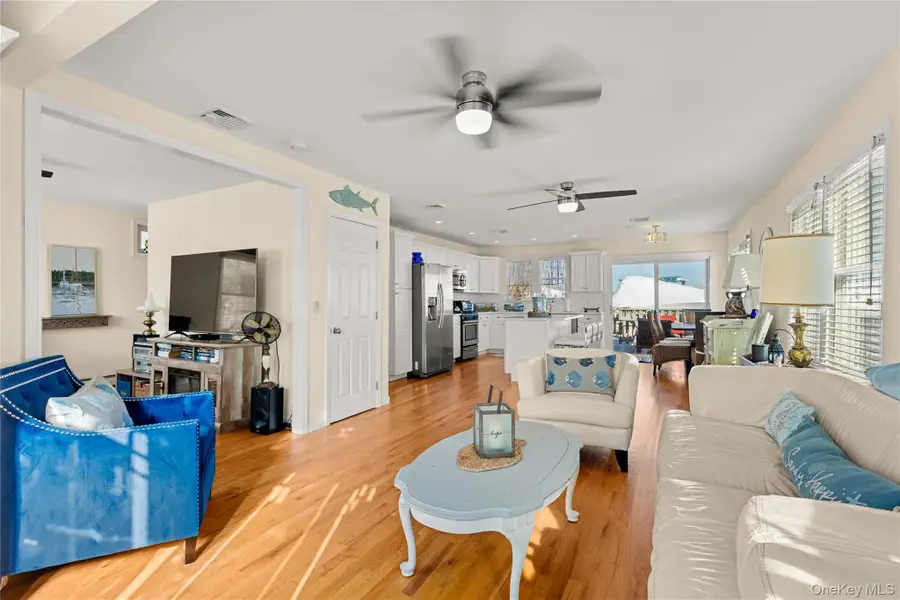 125 Ocean Avenue, Bay Shore, NY 11706 - Image #2