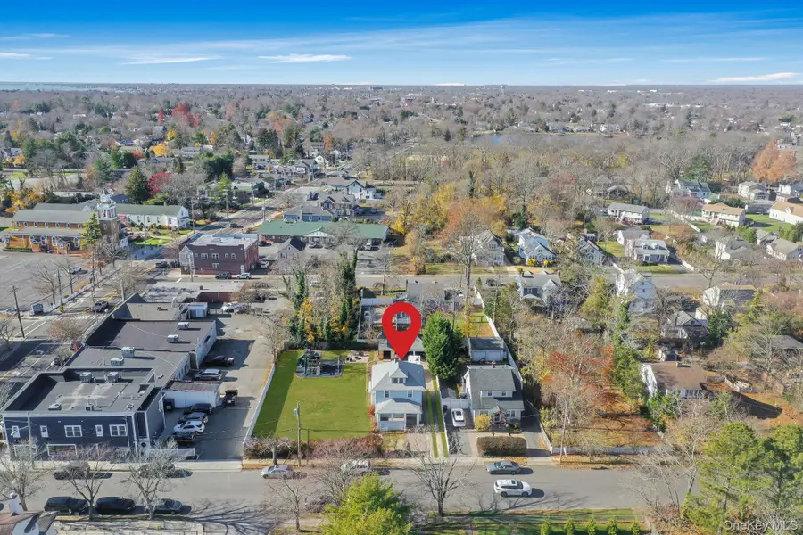 4 3rd Avenue, East Islip, NY 11730 - Image #3