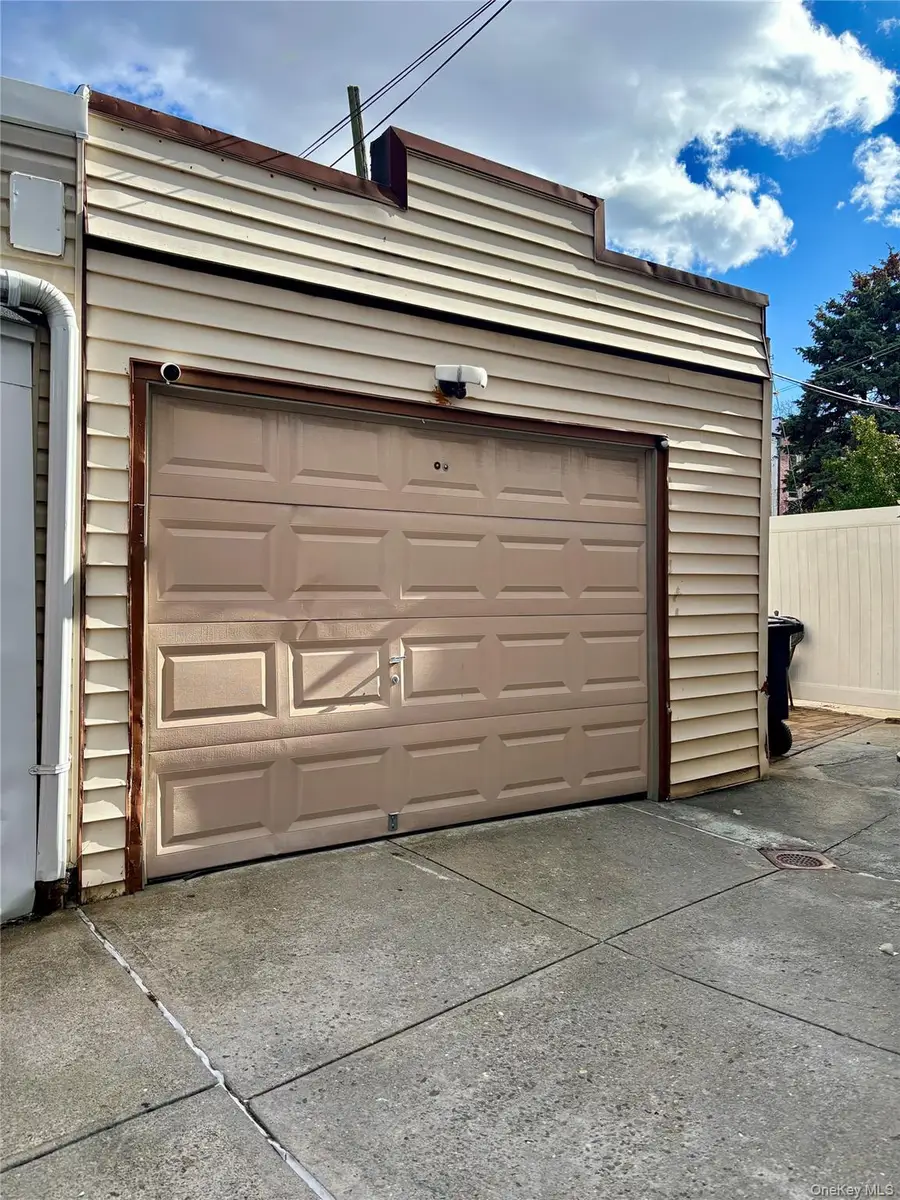 7845 79th Place, Glendale, NY 11385 - Image #3