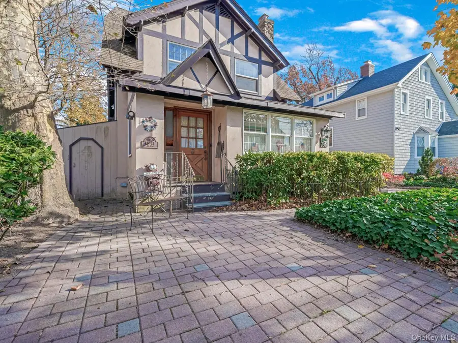 4611 245th Street, Douglaston, NY 11362 - Image #3