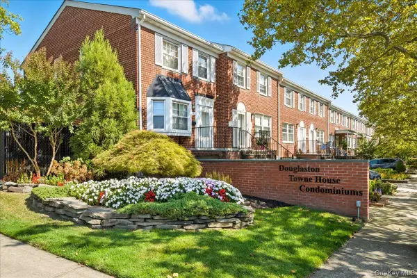 6239 Douglaston Parkway #19, Douglaston, NY 11362