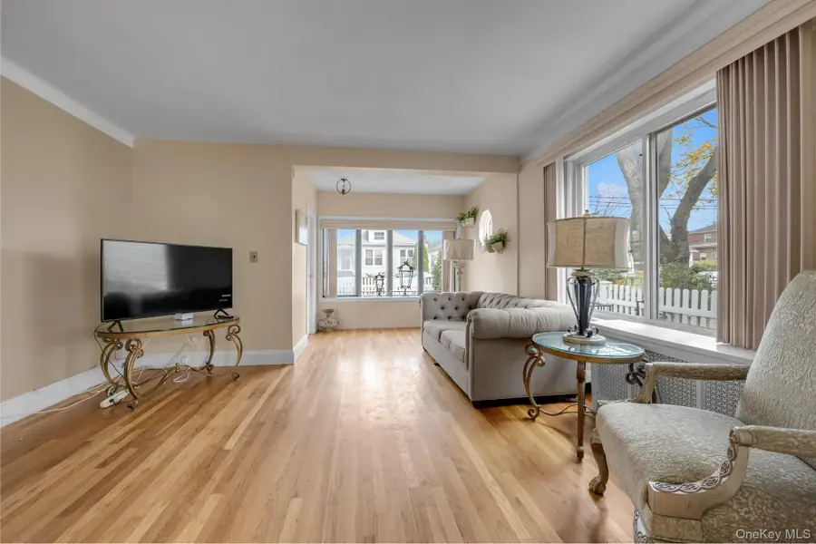 1221 Ellsworth Avenue, Bronx, NY 10465 - Image #3