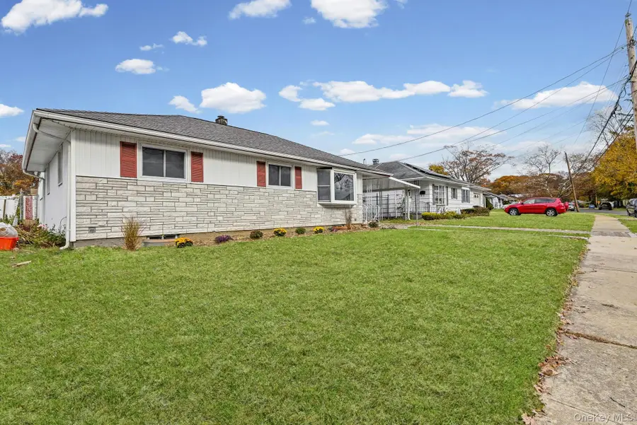 312 Coventry Road S, West Hempstead, NY 11552 - Image #2