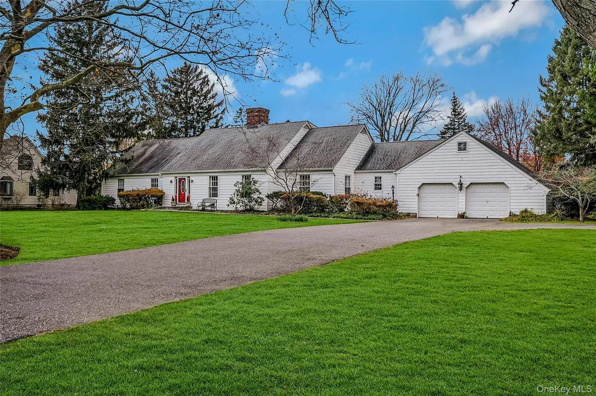 2340 Fairway Drive, Cutchogue, NY 11935 - Image #1