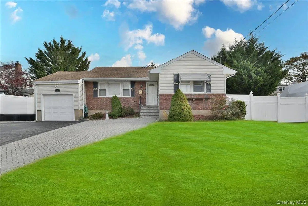 2203 Washington Street, Merrick, NY 11566 - Image #1