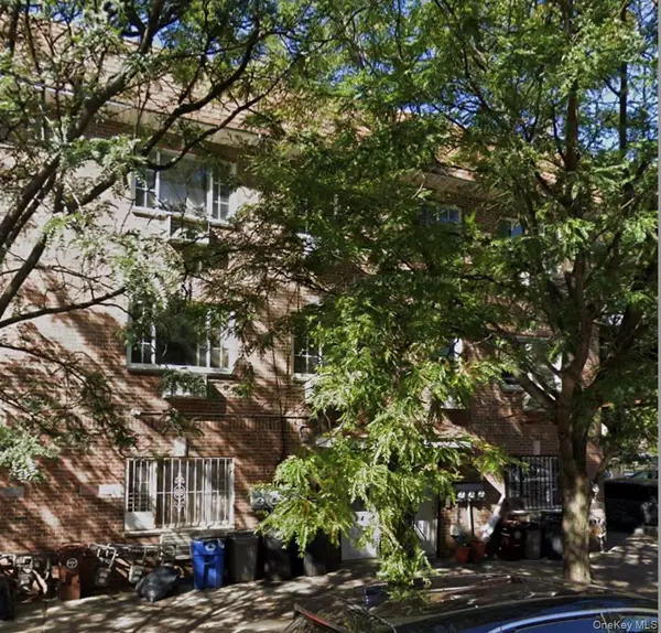 330 Herzl St, Brooklyn, NY 11212