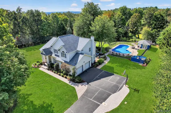 1 Fox Road, Florida, NY 10921