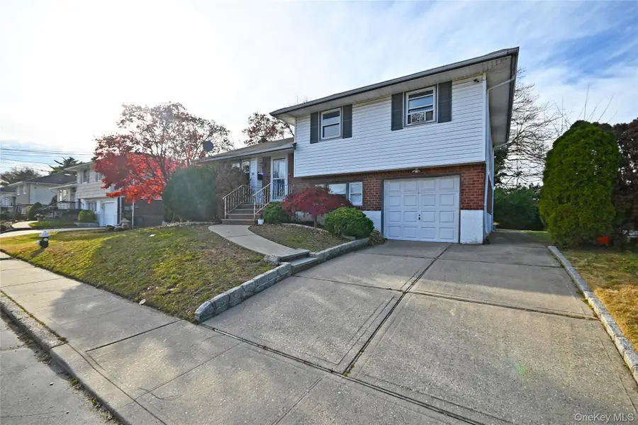 89 Osborne Road, West Hempstead, NY 11552 - Image #2